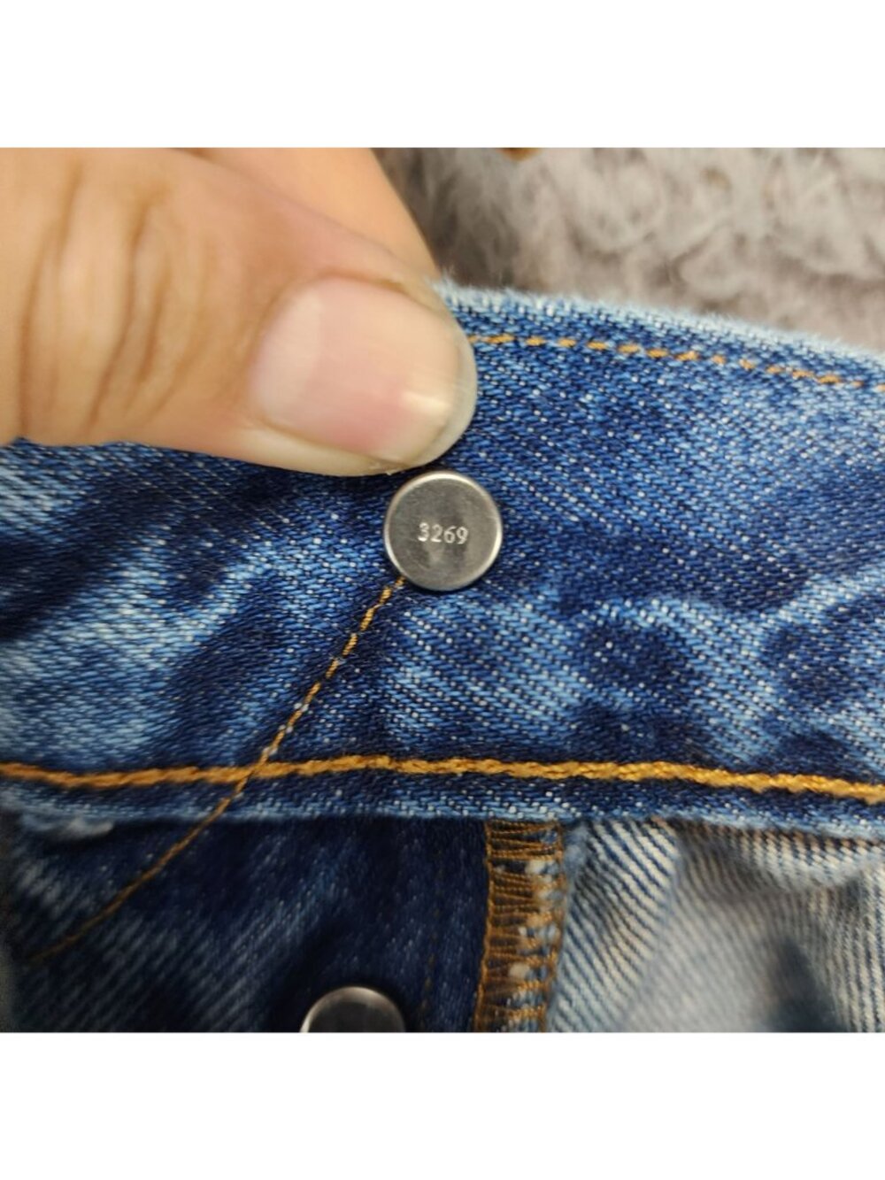 Levi's Jeans Womens 26 501 S Blue White Oak Cone Denim Button Fly Skinny *Read* - Picture 13 of 16